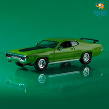 Load image into Gallery viewer, 1971 Plymouth GTX Diecast Car