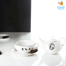 Load image into Gallery viewer, Porcelain Teapot Cup Combo Set