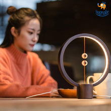 Load image into Gallery viewer, Wooden Magnetic Round Heng Lamp