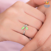 Load image into Gallery viewer, Leaf Jewellery Set - 3 pc
