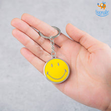 Load image into Gallery viewer, Smiley Metallic Keychain

